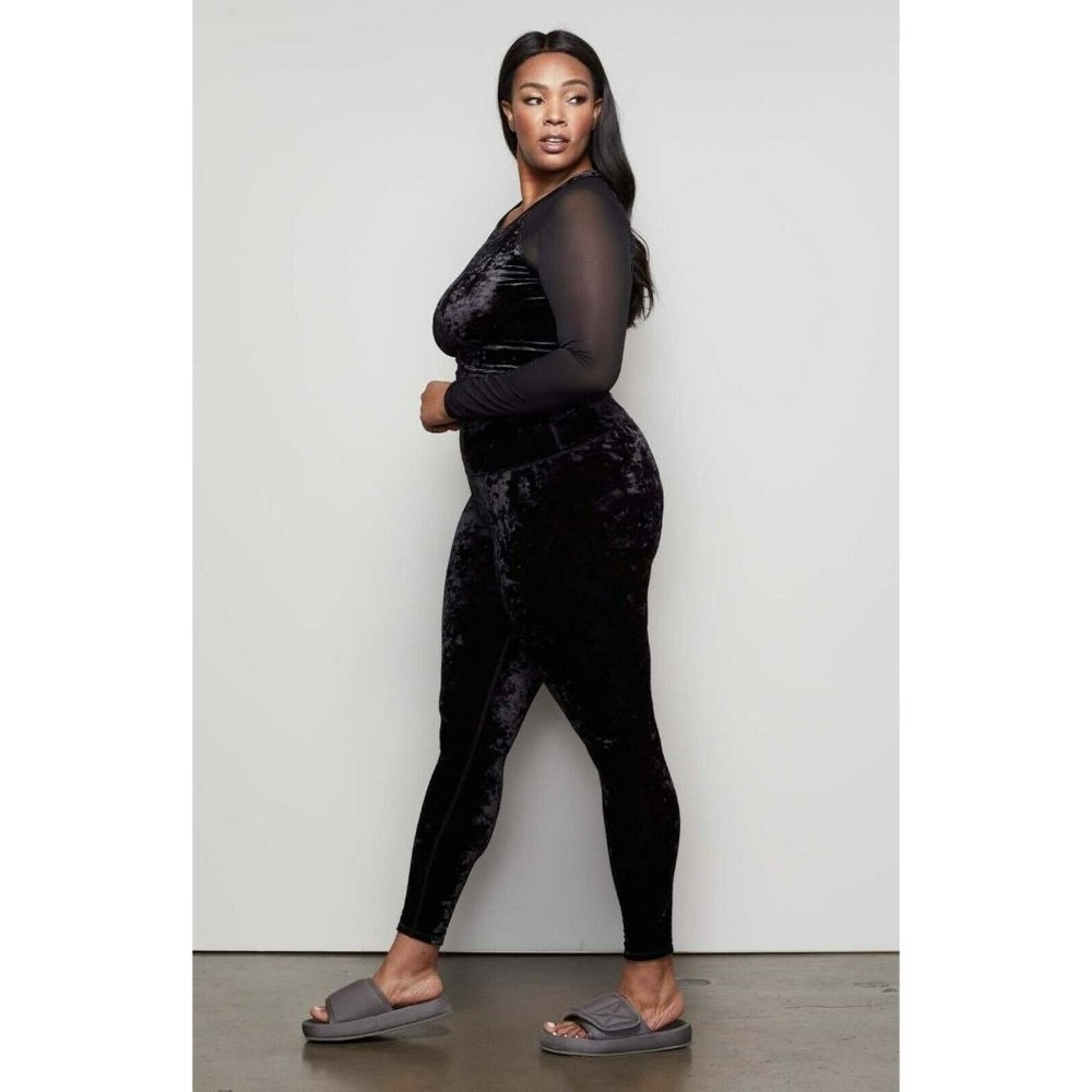 GOOD AMERICAN Crushing It Velvet Leggings Pants Black Size 7 (4XL) NEW